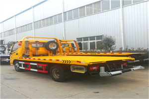 河东附近拖车救援搭电